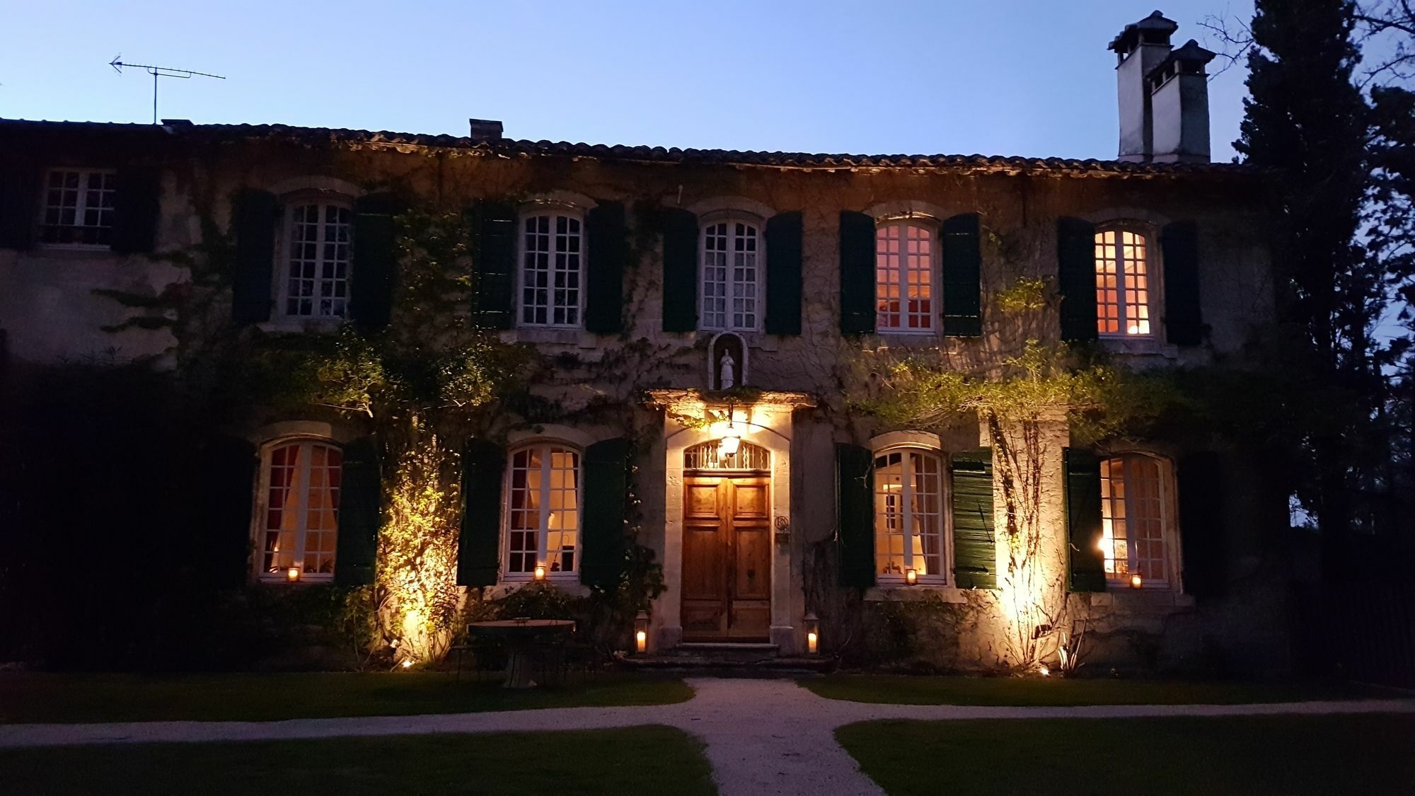 Les Gites Du Domaine De Rhodes Αβινιόν Εξωτερικό φωτογραφία